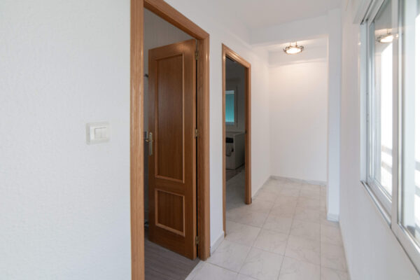 Apartamento en Torrevieja - Image 41